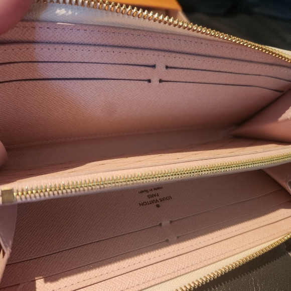 Louis Vuitton Clemence Trunk Limited Edition Wallet White Damier Blue Pink - Picture 4 of 16